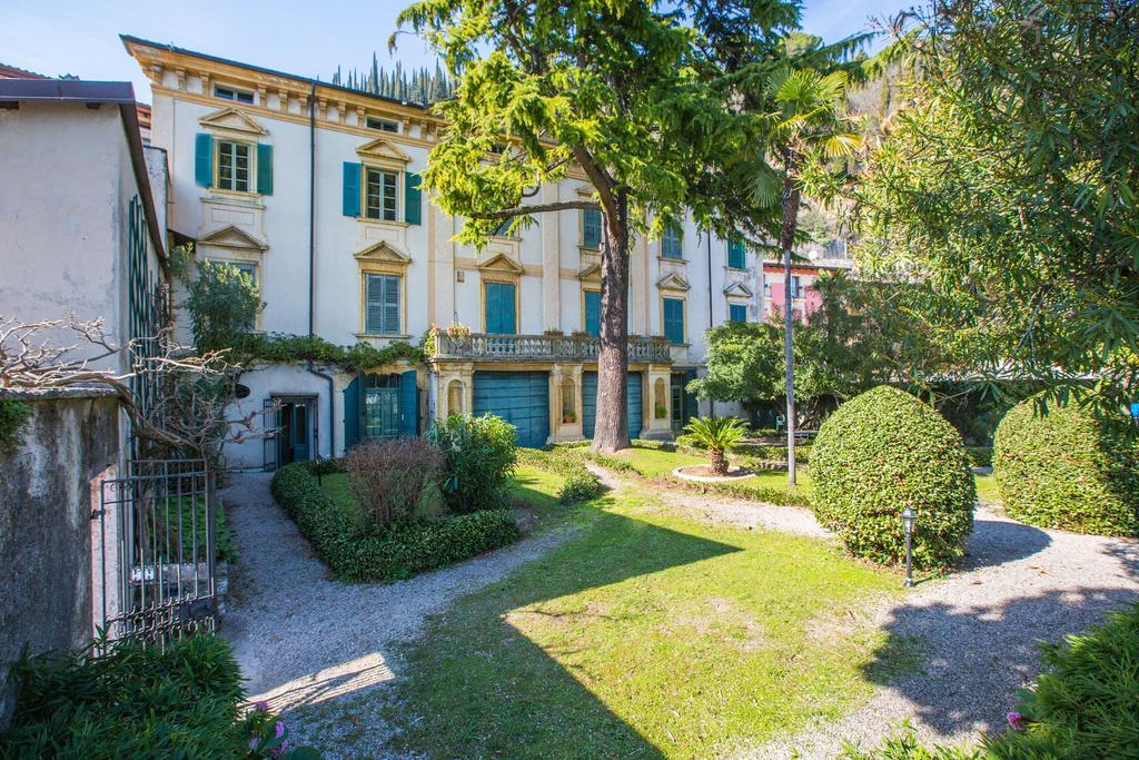 Le Camerine Apartment Water Front 托斯科拉诺-马德尔诺 外观 照片